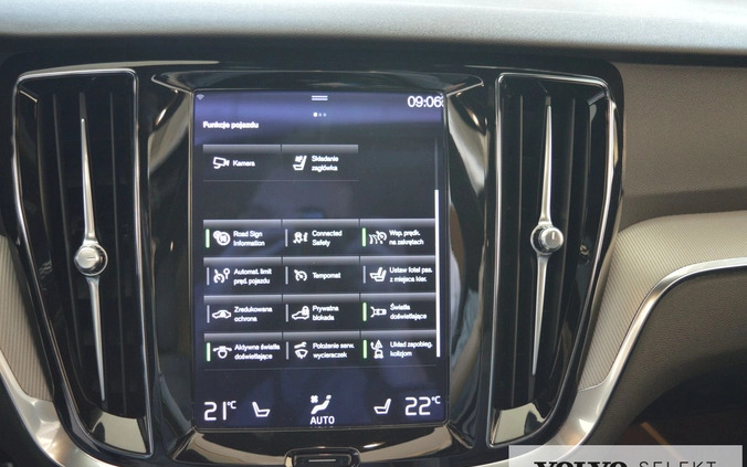 Volvo S60 cena 184400 przebieg: 30782, rok produkcji 2020 z Poznań małe 562